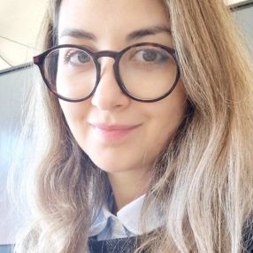Alina, Babysitter în Zalău