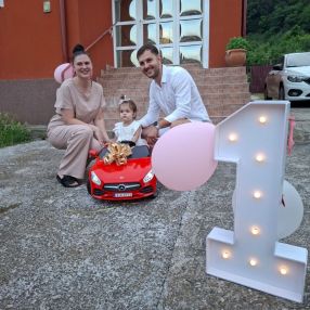 Ioana Andra, Familie în Piatra Neamț