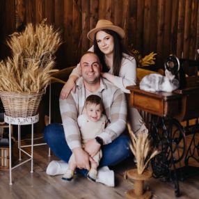 Maria, Familie în Valea Adâncă