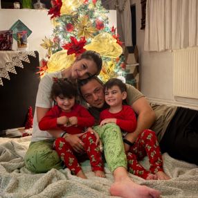 Raluca, Familie în Azuga