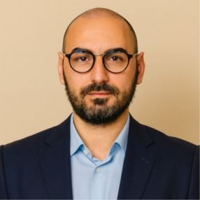 Sorin, Familie în Voluntari