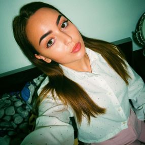 Andreea, Babysitter în Bragadiru