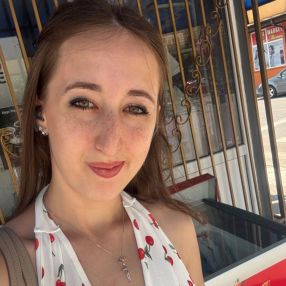 Alexandra, Familie în Brăila