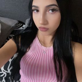 Ana maria, Babysitter în Pitești