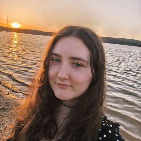 Roxana, Babysitter in Pitești