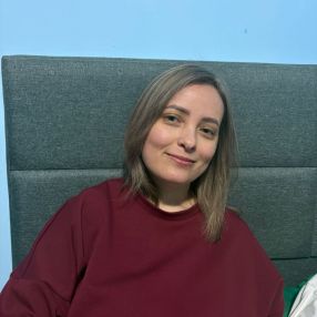 Olguta, Babysitter în Năvodari
