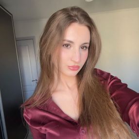 Nicoleta, Babysitter în Ovidiu