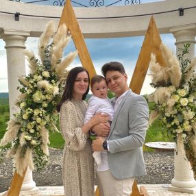 Debora, Family in Mediaș