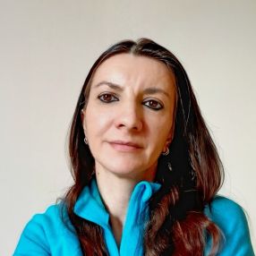 Adriana, Babysitter în Brașov
