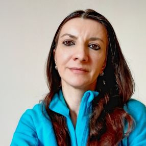 Adriana, Babysitter în Brașov