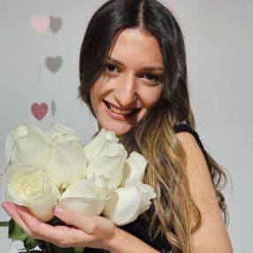 Mihaela, Babysitter in Șcheia
