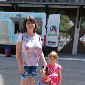 Julia, Babysitter in Târgu Mureș