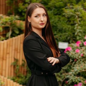 Gabriela, Babysitter in Iași