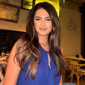 Ionela, Familie în Popești-Leordeni