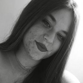 Mihaela, Babysitter in Târgoviște