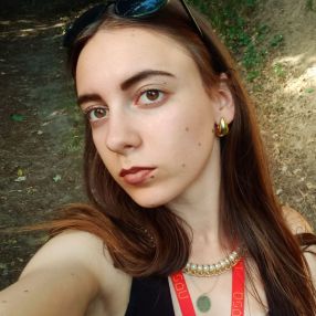 Raisa, Babysitter în Alba Iulia