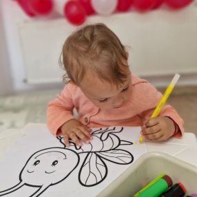 Daniela, Babysitter în Sighișoara