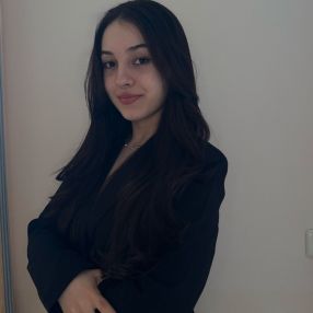 Camelia, Babysitter în Cluj-Napoca