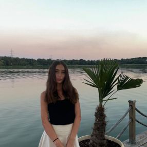Anelis Ecaterina, Babysitter în Pantelimon