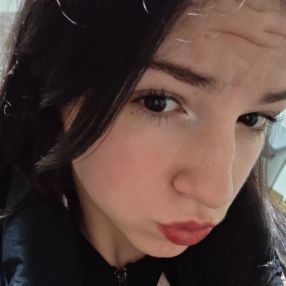 Denisa Andreea, Babysitter în Fălticeni