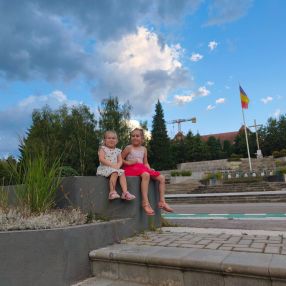 Jozefa, Family in Târgu Mureș