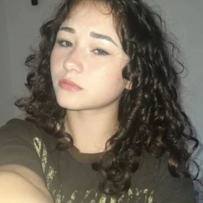 Claudia, Babysitter în Ciorogârla