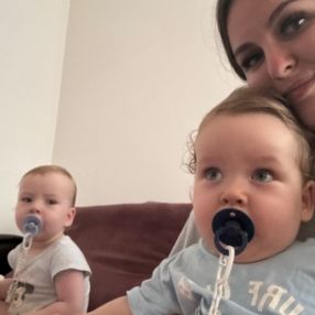 Beatrice, Familie în Constanța