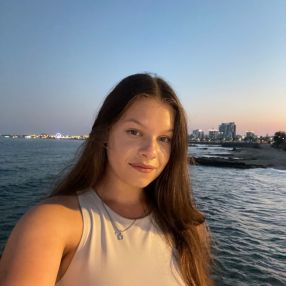Dayana, Babysitter in Mamaia-Sat
