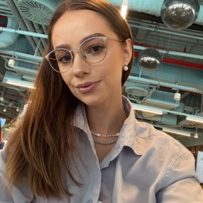Alina, Babysitter in Chiajna