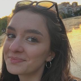 Maria Elena, Babysitter in Oradea