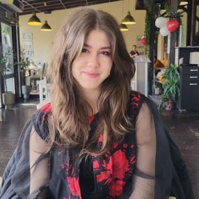 Maria, Babysitter in București