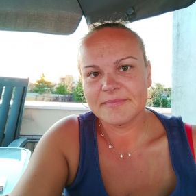Natalia, Babysitter în Dumbrăvița