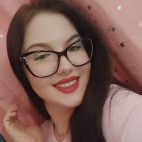 Alexandra, Babysitter în Satu Mare