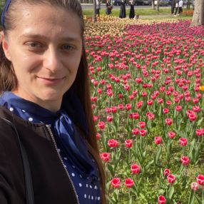 Ramona, Babysitter in Timișoara