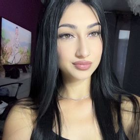 Denisa Stefania, Babysitter in Giroc