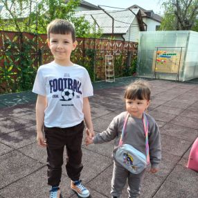 Alina, Familie în Târgoviște