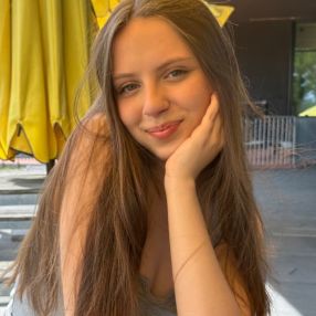 Kristina, Babysitter în Mogoșoaia