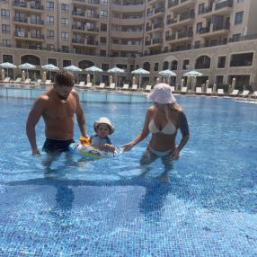 Roxana, Familie în Chiajna