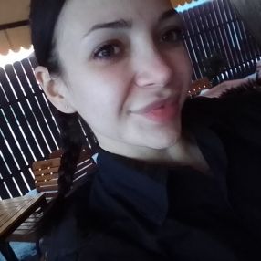 Carla, Babysitter în Sângeorgiu de Mureș