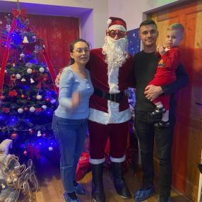 Claudia, Familie în Dumbrăvița