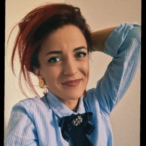 Simona, Babysitter în Botoșani