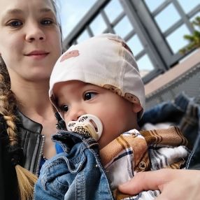 Anamaria, Familie în Botoșani
