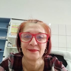 Mioara, Babysitter în Dobroești