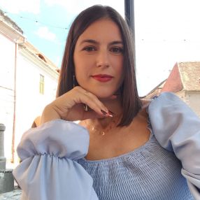 Ionela-Mihaela, Babysitter în Șelimbăr