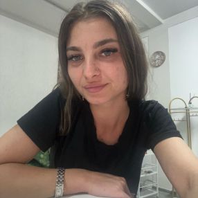 Georgiana, Babysitter în Constanța
