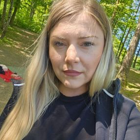 Nicoleta Mihaela, Babysitter in Reșița